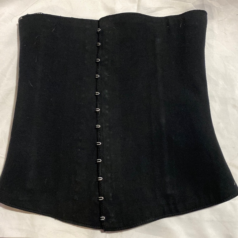 Waist trainer